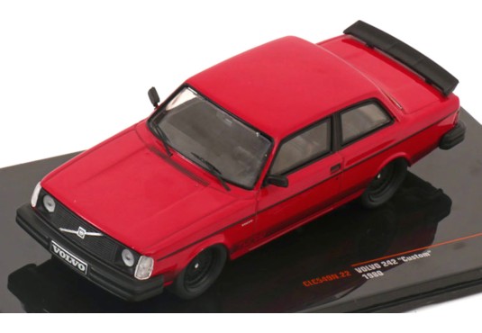1/43 VOLVO 242 1980