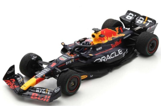 1/43 RED BULL Racing RB19...