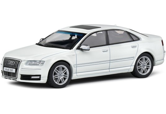 1/43 AUDI S8 D3 2010