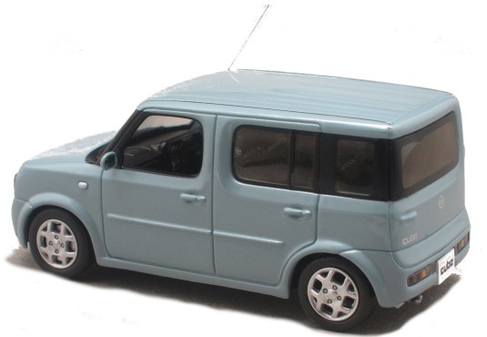 1/43 NISSAN Cube 2003