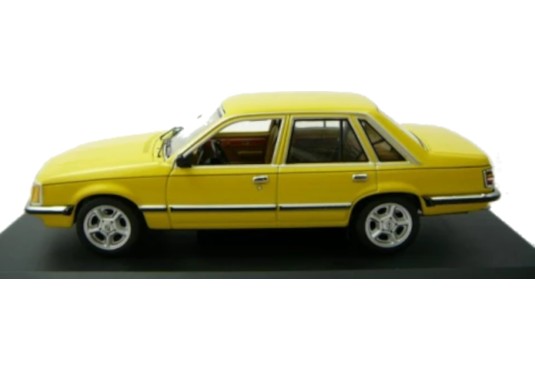 1/43 OPEL Senator A 1978 - 1986