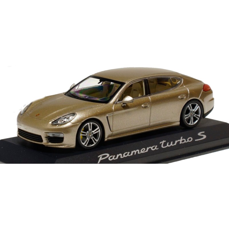 1/43 PORSCHE Panamera Turbo S