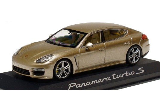 1/43 PORSCHE Panamera Turbo S