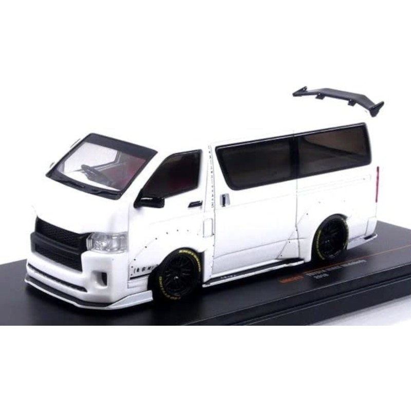 1/43 TOYOTA Hiace 2018