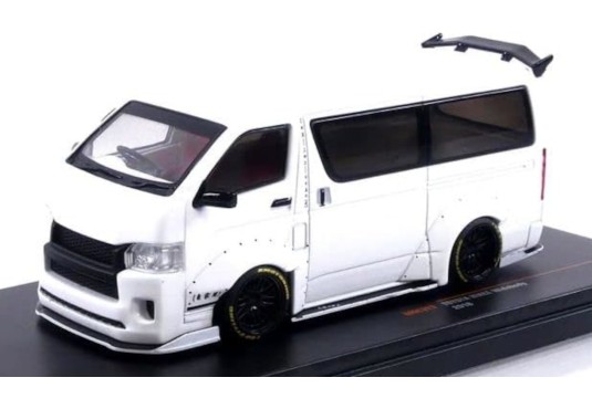 1/43 TOYOTA Hiace 2018