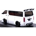 1/43 TOYOTA Hiace 2018