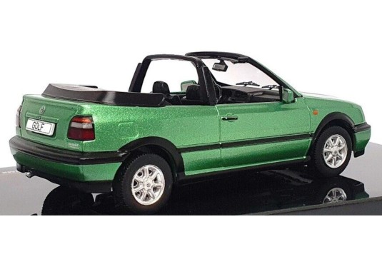 1/43 VOLKSWAGEN Golf III Cabriolet 1995