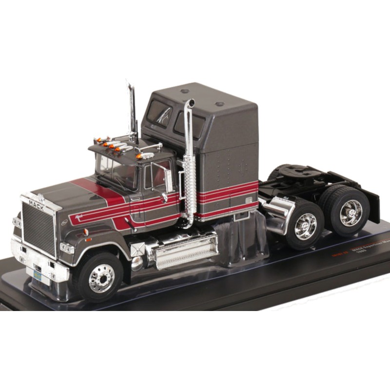 1/43 MACK Superliner Magnum 1985