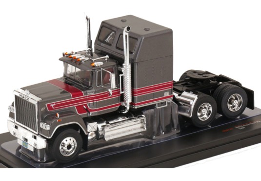1/43 MACK Superliner Magnum...