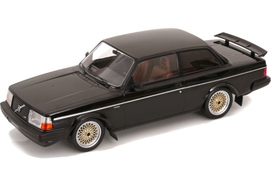 1/18 VOLVO 240 Turbo 1983