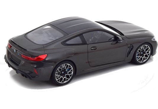 1/18 BMW M8 2020