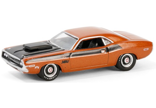 1/64 DODGE Challenger T/A 1970