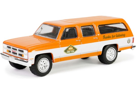 1/64 GMC Suburban 1983