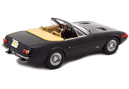 1/18 FERRARI 365 GTS / 4 1969