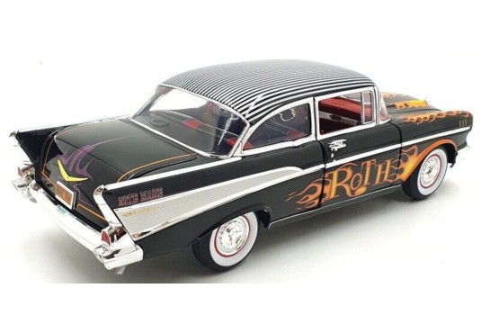 1/18 CHEVROLET Bel Air Big Daddy Ed Roth 1957