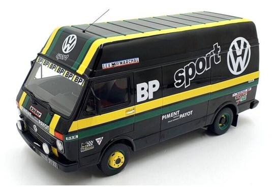 1/18 VOLKSWAGEN LT35 + VW Golf GTI MKI N°10 Tour de France Auto 1981 + Remorque