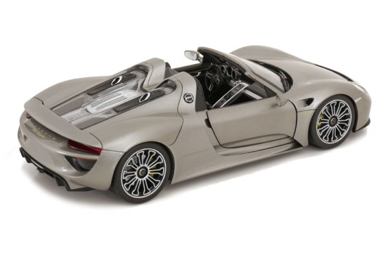 1/18 PORSCHE 918 Spyder 2012