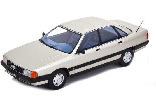 1/18 AUDI 100 C3 1989