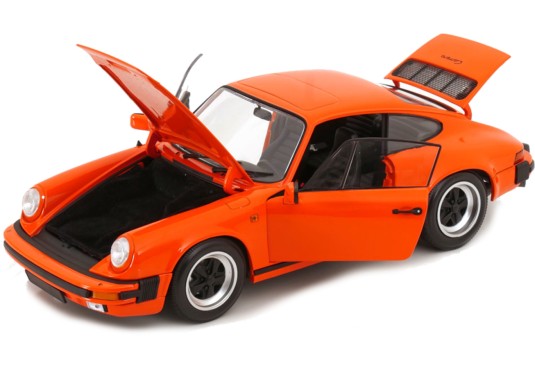 1/18 PORSCHE 911 Carrera 3.2L 1983