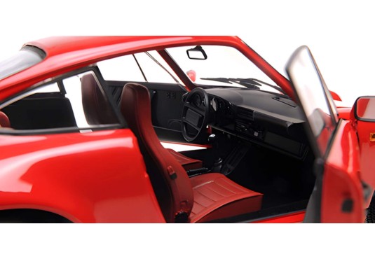 1/18 PORSCHE 911 Carrera 3.2L 1983