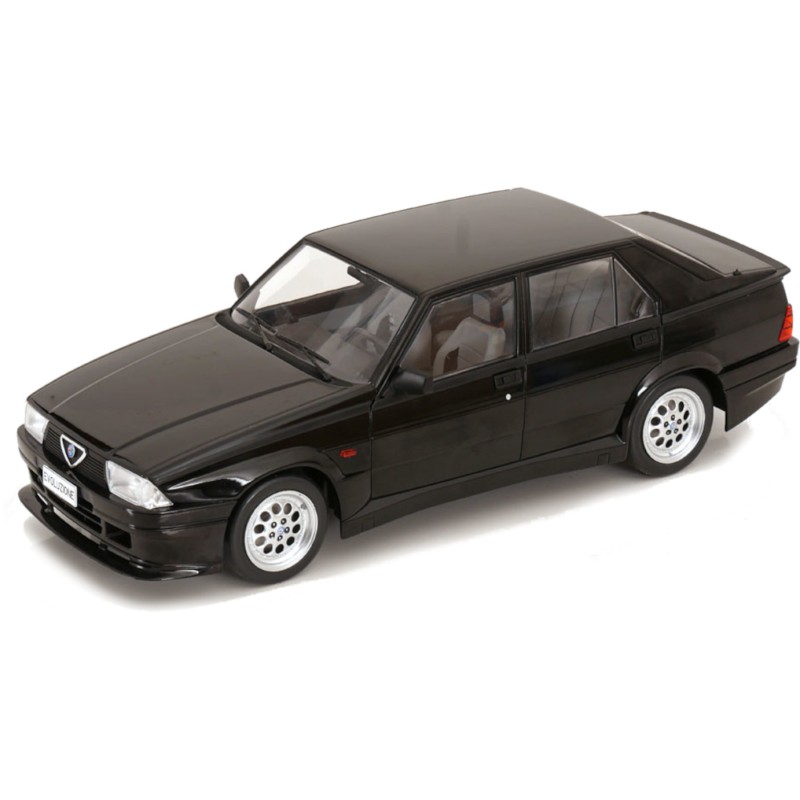 1/18 ALFA ROMEO 75 Turbo Evoluzione 1986