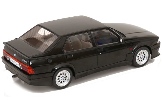 1/18 ALFA ROMEO 75 Turbo Evoluzione 1986