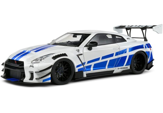 1/18 NISSAN GT-R R35...