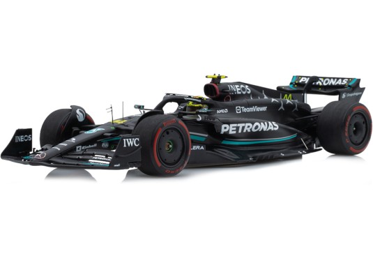 1/18 MERCEDES AMG Petronas...