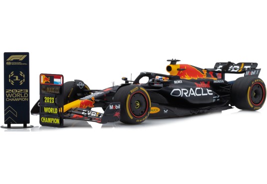1/18 RED BULL Racing RB19...