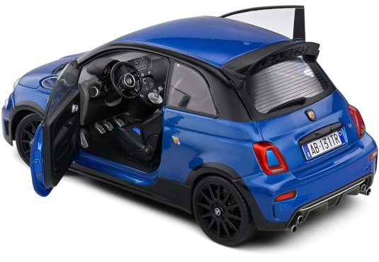 1/18 FIAT 695 Abarth 2022