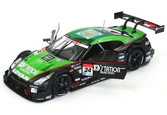 1/18 NISSAN GT-R N°24 Super...
