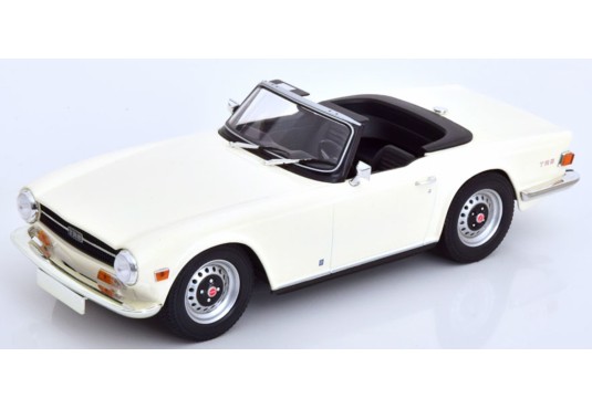 1/18 TRIUMPH TR6 1969