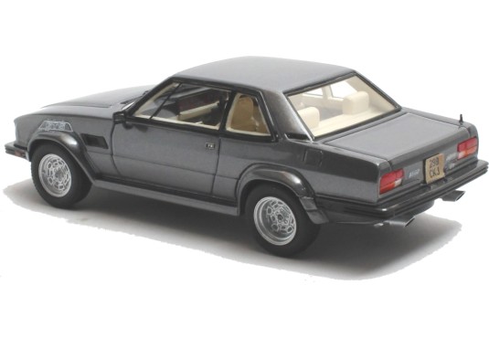 1/43 DE TOMASO Longchamp GTS / E 1988