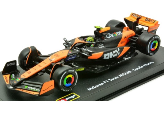 1/43 MC LAREN MCL38 N°4...