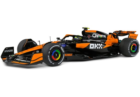 1/18 MC LAREN MCL38 N°4...