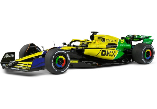 1/18 MC LAREN MCL38 N°4...