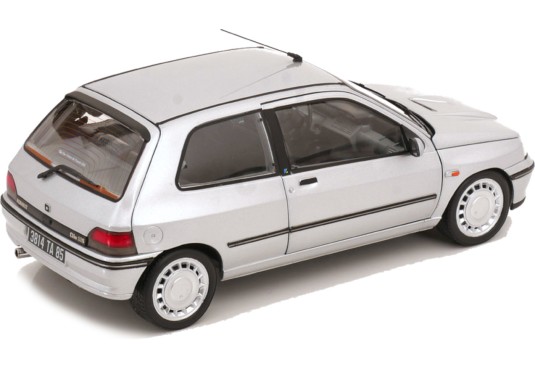1/18 RENAULT Clio 16S 1992