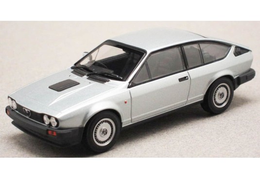 1/43 ALFA ROMEO GTV 6 1983