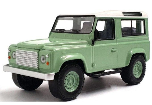 1/43 LAND ROVER Defender 1995