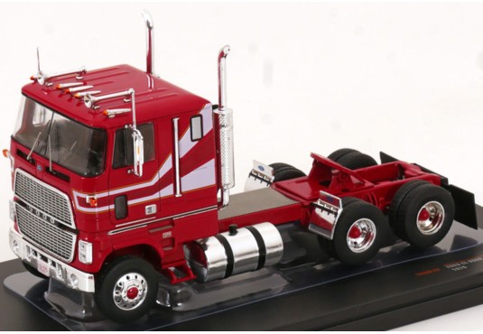 1/43 FORD CL 9000 1976