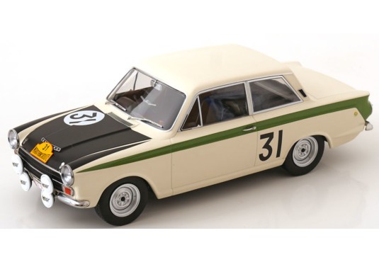 1/18 FORD Cortina Lotus...