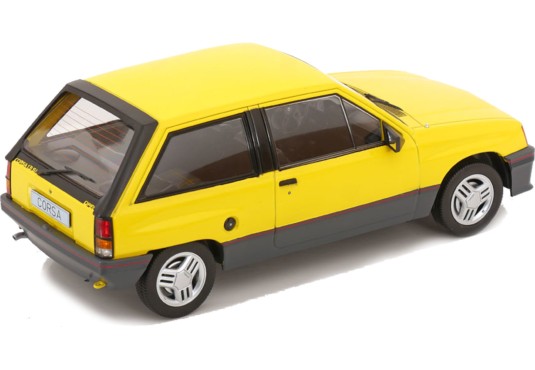 1/18 OPEL Corsa A SR 1982