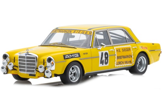 1/43 MERCEDES BENZ 300 SEL...