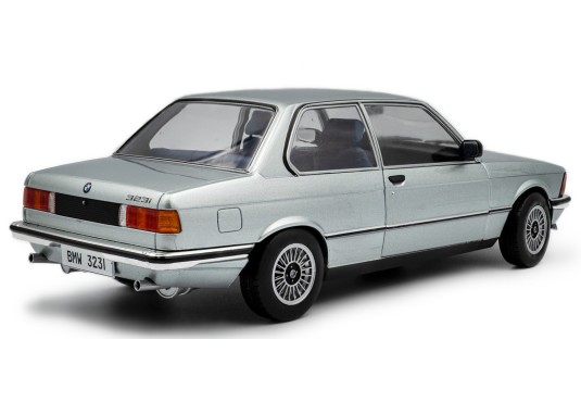 1/18 BMW 323i E21 1980