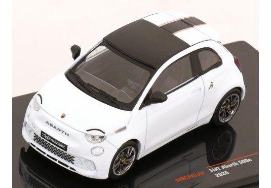 1/43 FIAT Abarth 500e 2024