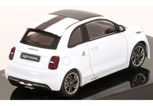 1/43 FIAT Abarth 500e 2024