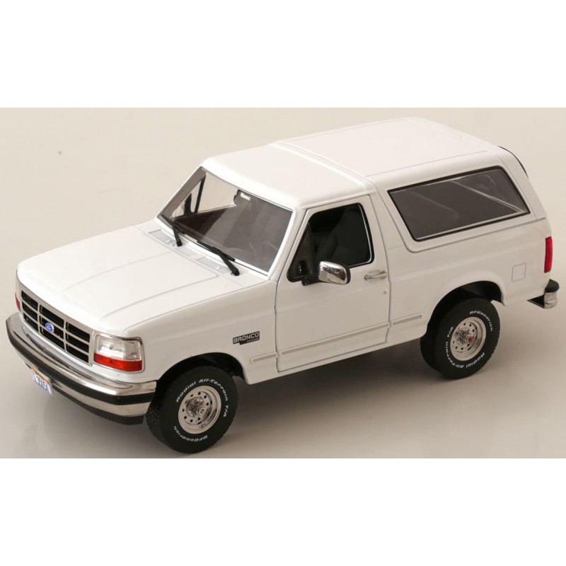1/18 FORD Bronco XLT 1993
