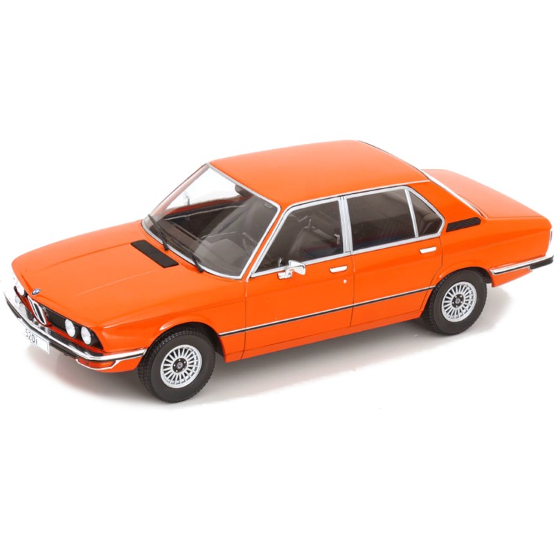 1/18 BMW 520i E12 1972 - 1981