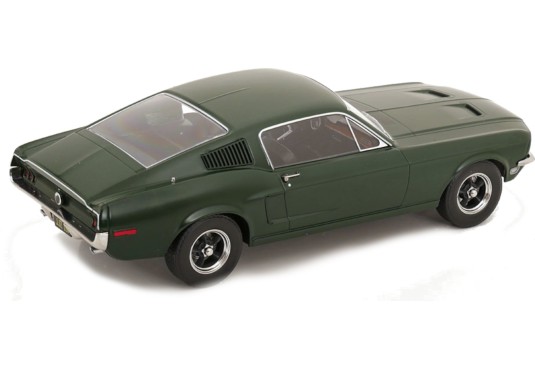1/18 FORD Mustang GT Fasback 1968
