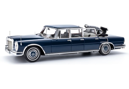 1/18 MERCEDES 600 Pullman...